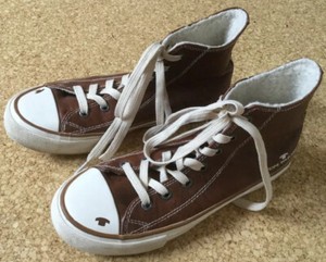 chucks braun 38
