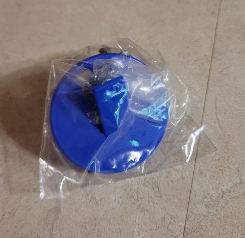 HAWKGIRL Capsule Toy DC Comics Mini Action Figure - Picture 2 of 5