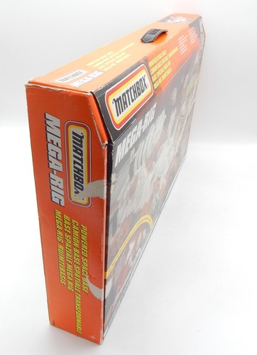 Matchbox Mega-Rig Powered Space Base 1999 - NUOVO - Foto 2 di 6