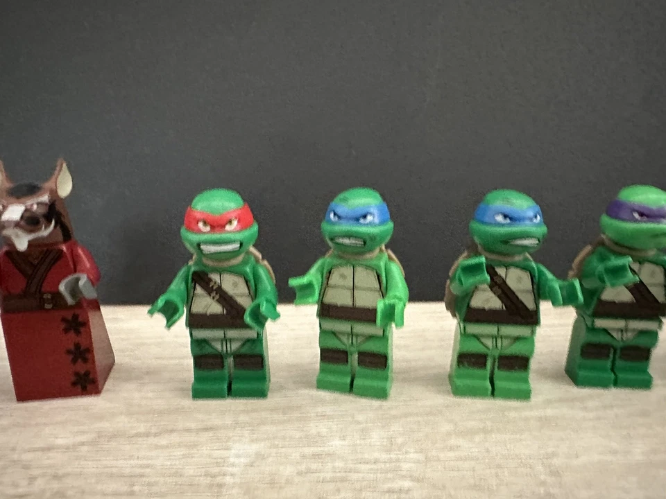 Lego Teenage Mutant Ninja Turtles Minifigure Lot Splinter 79103 Donatello Karai - Image 4 of 4