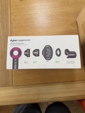 Profesjonalna suszarka do włosów Dyson Supersonic różowo-szara z nasadkami