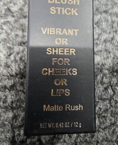 Revolution Makeup New Revolution The One Blush Stick Matte Rush NIB - Picture 4 of 4