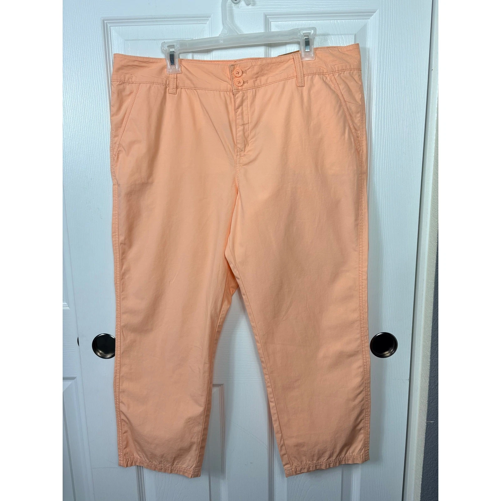 G.H. Bass & Co Capri Pants Women's Light Orange Size 16 NWT Solid Flat Front NWT