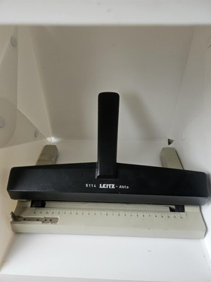 Leitz AKTO 2 Loch Schwerlast Locher 5114