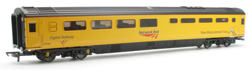 Hornby gebrauchte R4909 Netzwerkschiene Nr. 977984 MK3 Reisebus | Condition: Used