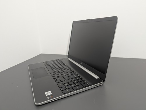 HP Laptop 15s-fq1512sa 15,6" 1TB SSD, Intel Core i7-1065G7, 3,9 GHz, 16GB di RAM - Foto 2 di 4