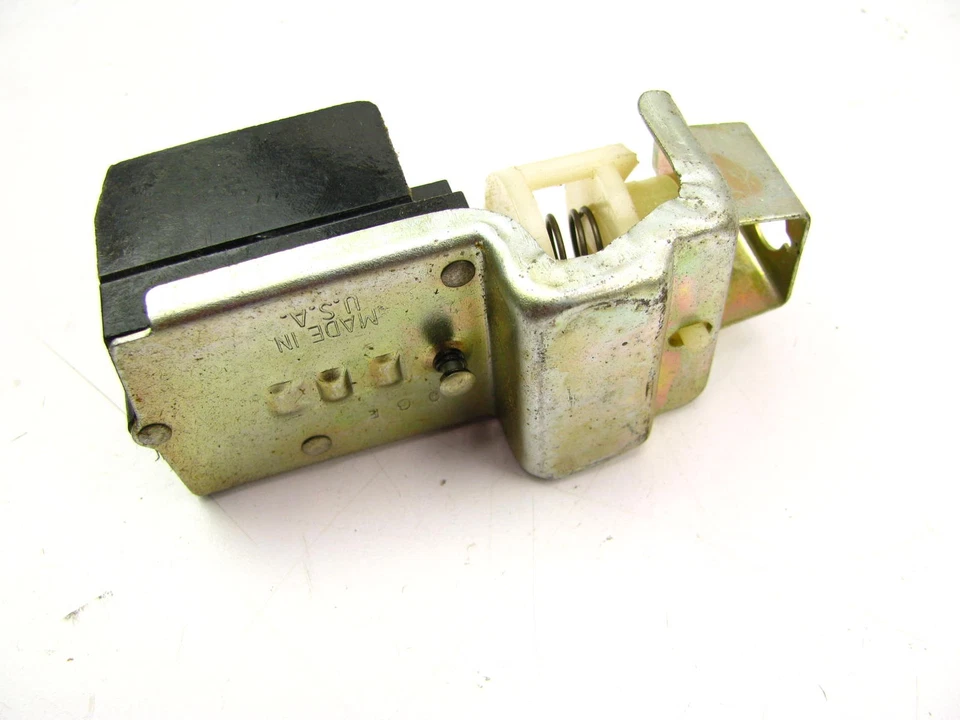 Interruptor de faros BWD S429 para Ford Pinto 1971-1973 Foto 2 de 3