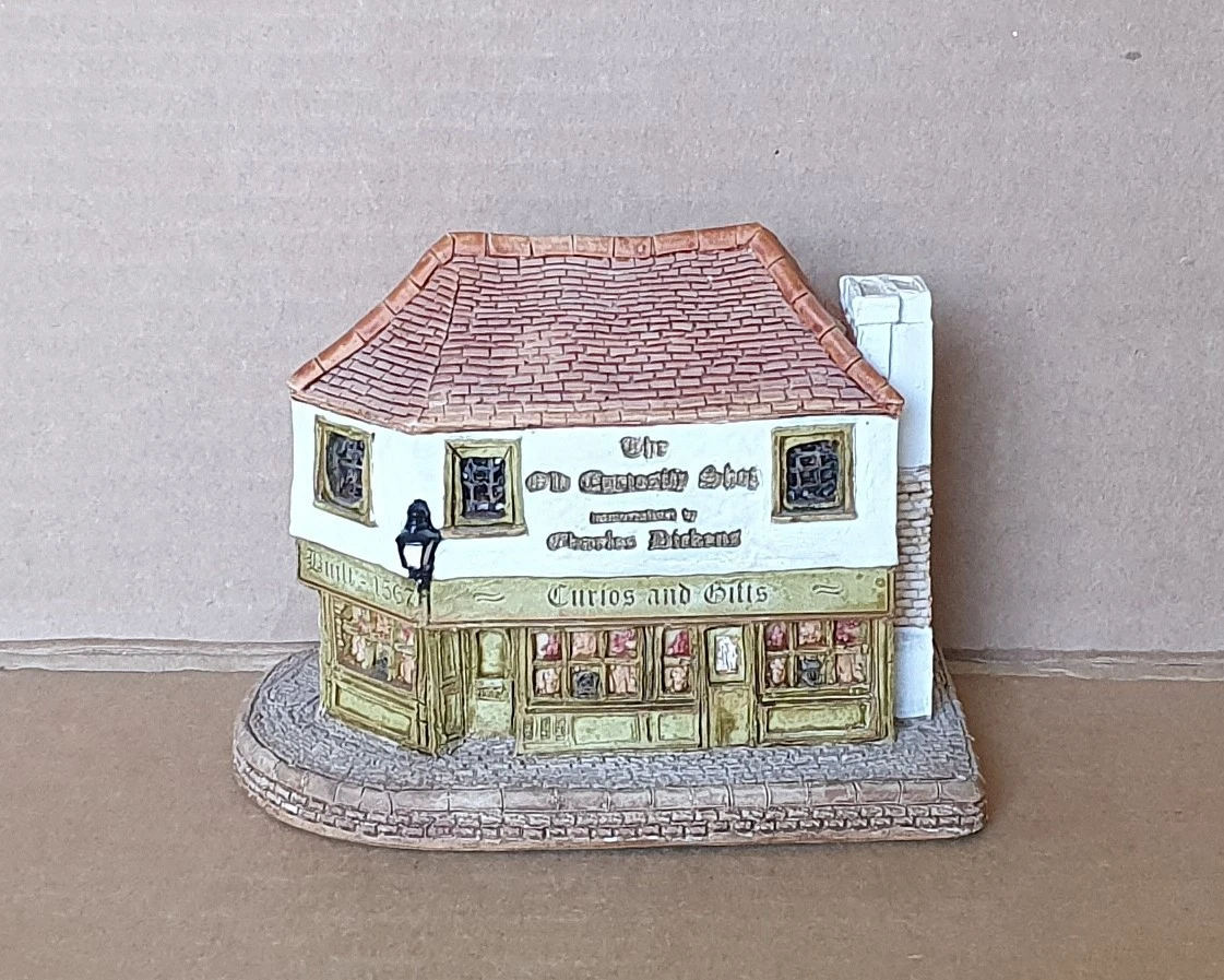 25+ Lilliput Lane Christmas Decorative Ornaments & Plates for sale