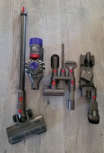 Dayson Akku Staubsauger mit Zubehör