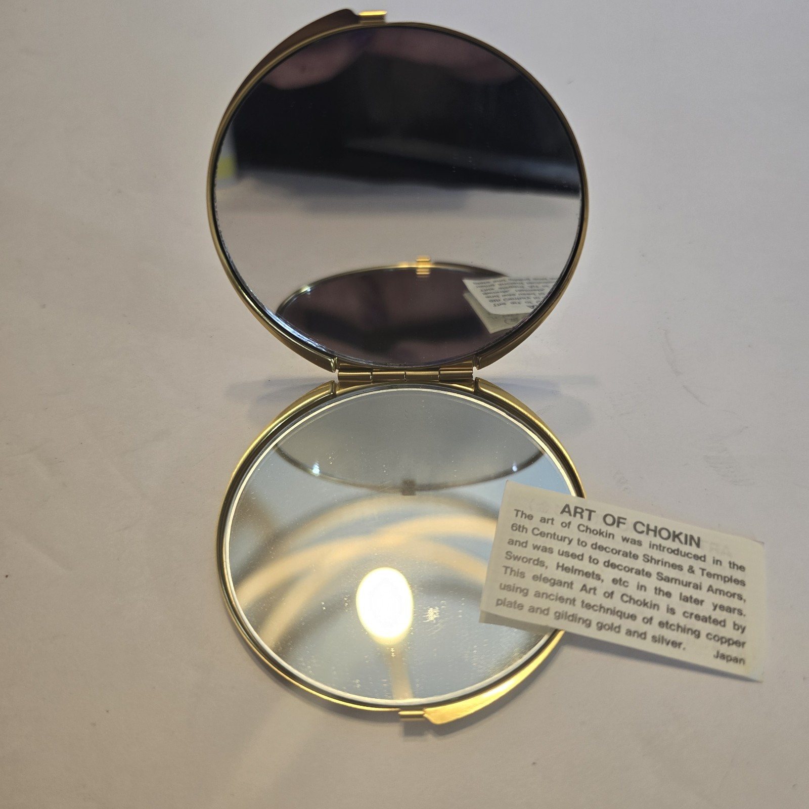 VINTAGE JAPANESE CHOKIN METAL ART COMPACT CASE