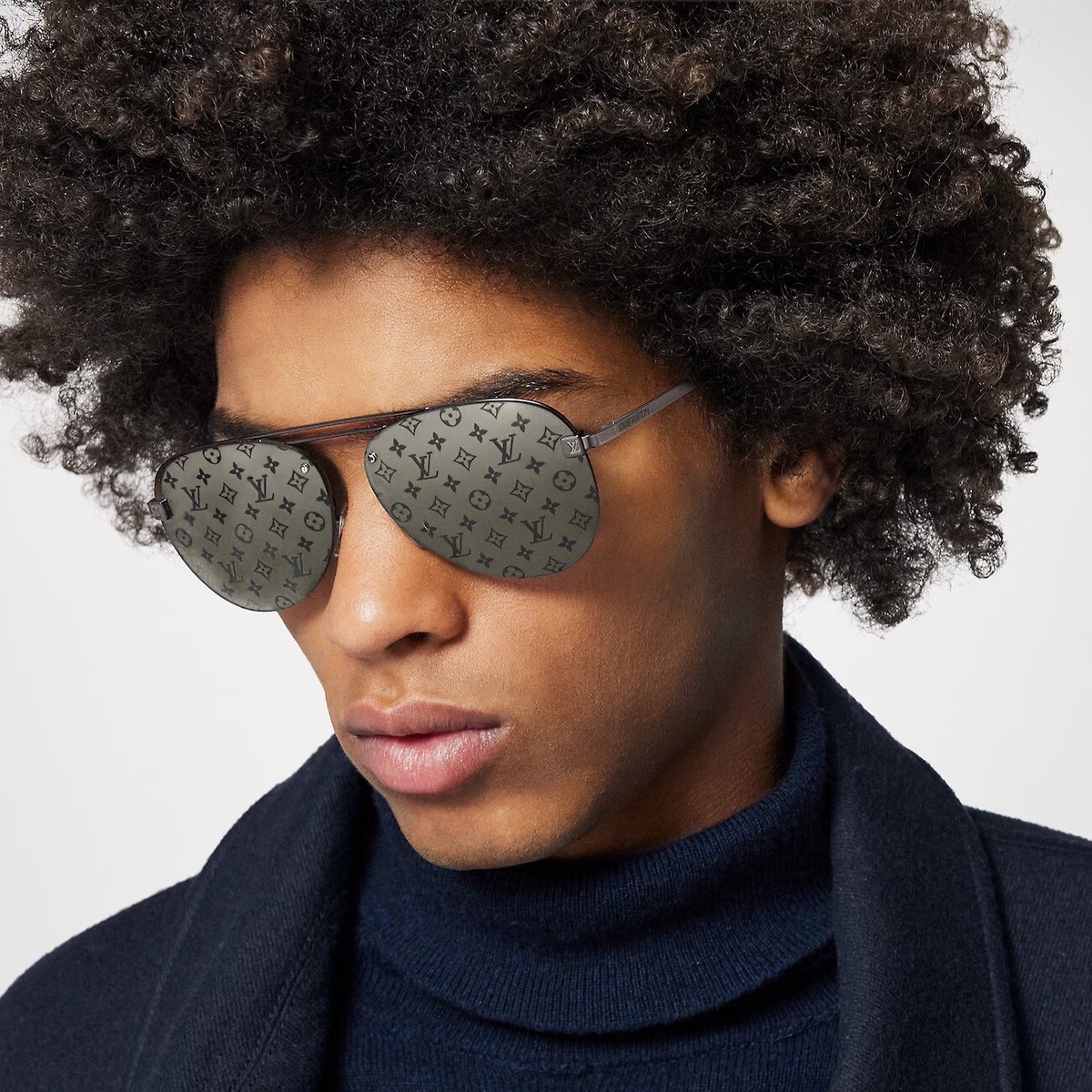 70647 auth LOUIS VUITTON Dark Gun meta CLOCKWISE AVIATOR