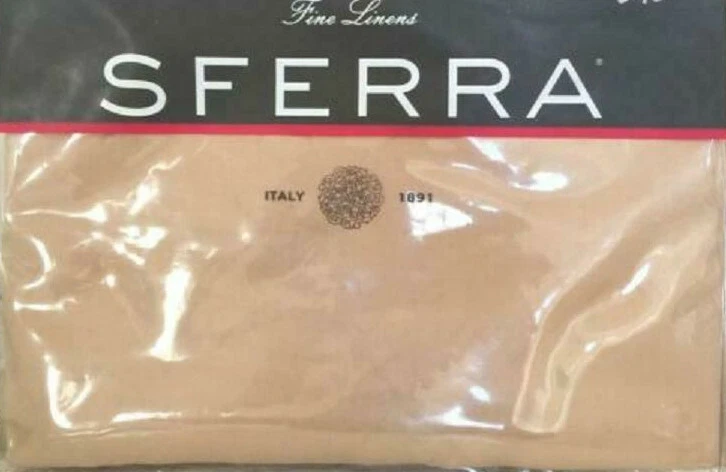 JUEGO DE 4 PIEZAS SFERRA FIONA QUEEN CON FUNDA NÓRDICA, FUNDAS PLANAS Y DE ALMOHADA EN COLOR CAMEL***