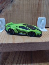 2013 hot wheels Lamborghini Veneno loose B52