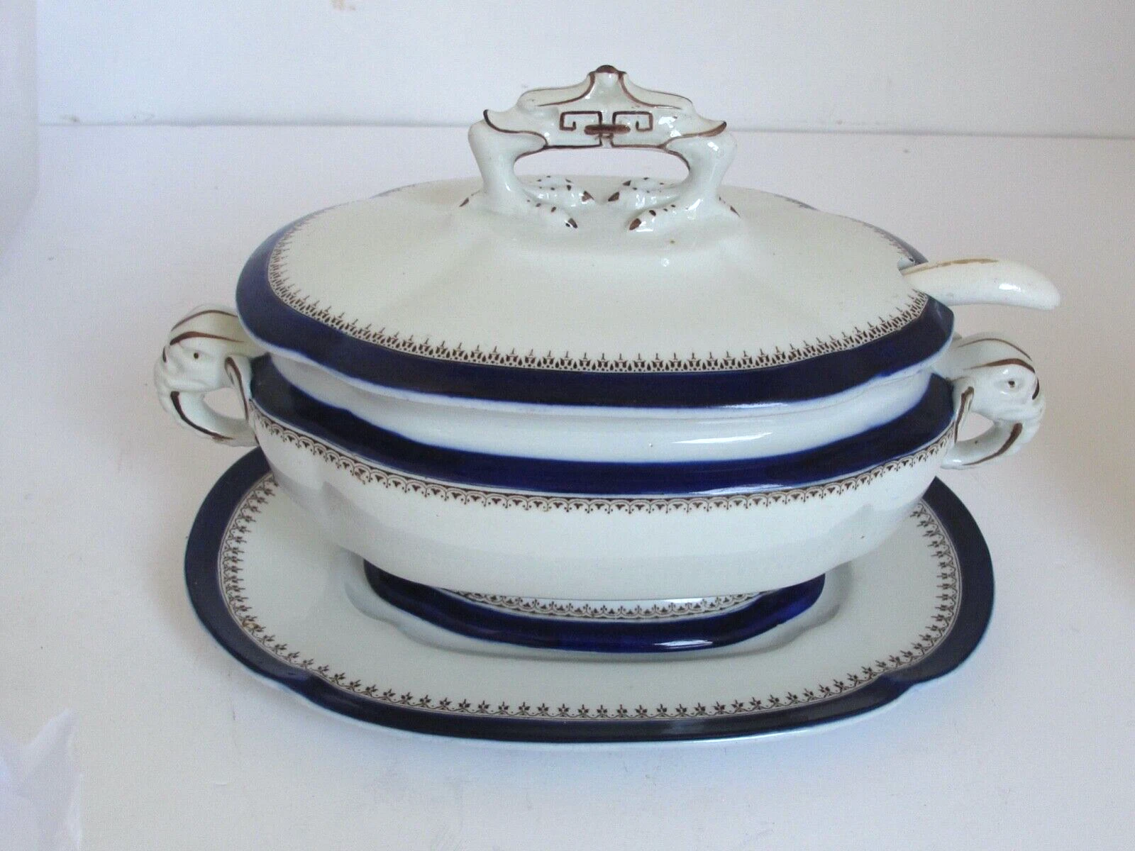 Antique sm. Royal Worcester Blue & White Tureen Underplate Ladle Elephant Handle