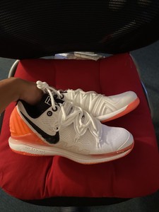 kyrie 5 lava