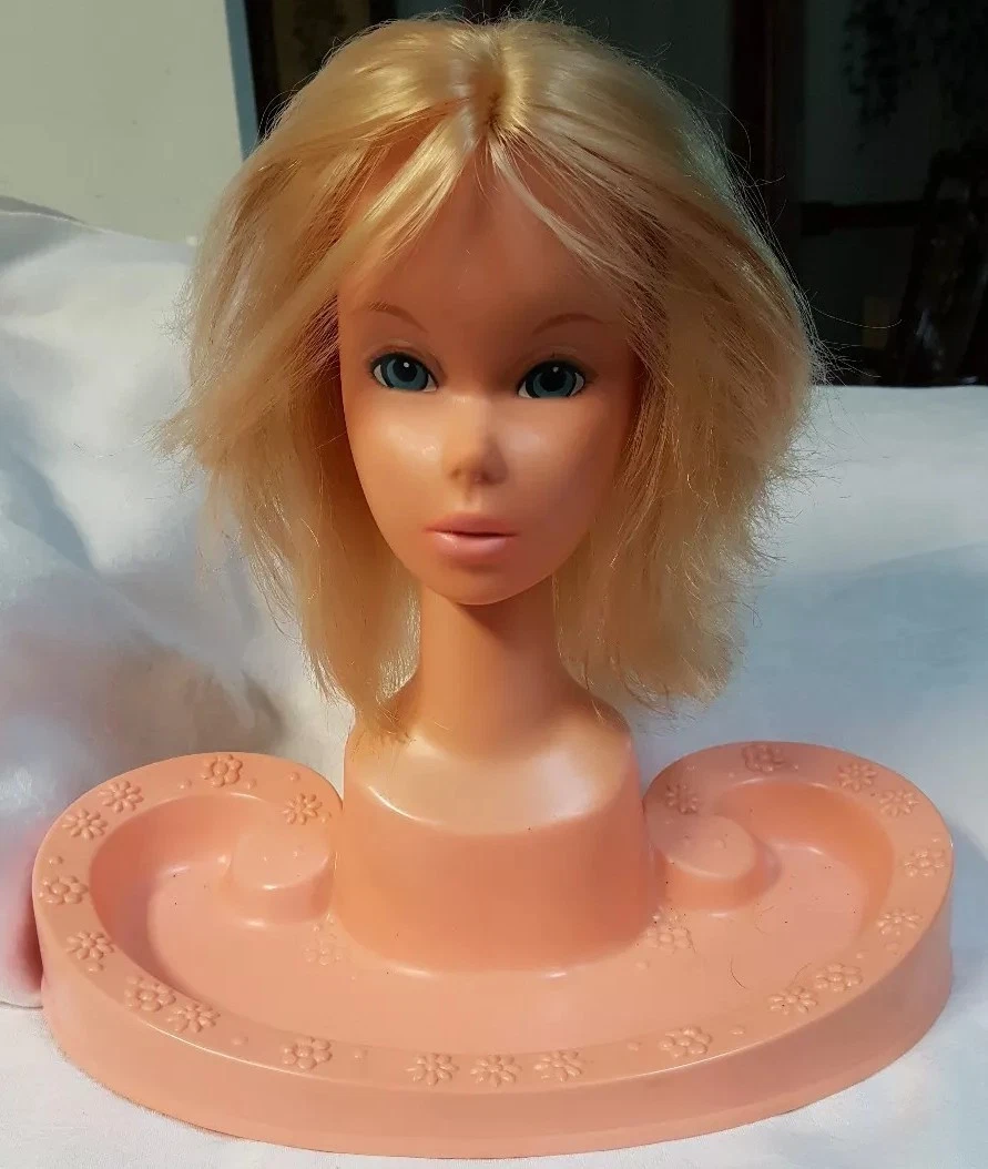 Vintage 1970s Quick Curl Barbie Beauty Center By Mattel Original