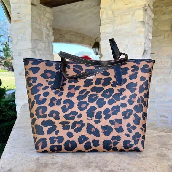COACH◇City トート Hula Print 在庫確認ください CJ601 coach City Tote In Signature Canvas With Hula Print cj601