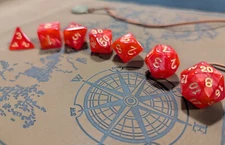 ✨Fire & Gold✨ 7 Dice Set Poly RPG DnD Dungeons Dragons AD&D Pathfinder d20