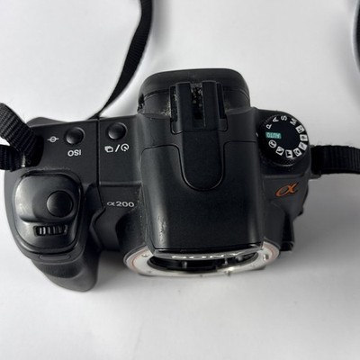 Sony Alpha DSLR-A200 10.2MP Digital SLR Camera - Black (Kit w/ DT