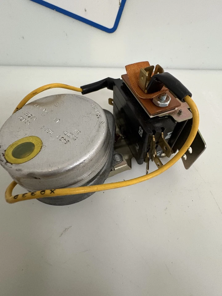 RANCO AC TIME RELAY SEQUENCE CONTROL HK25RC010 - Image 2 of 3