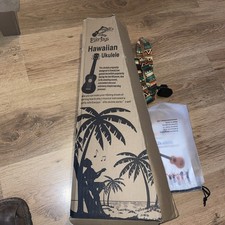 Everjoys Hawaiian Ukulele With Gig Bag And Accessories
