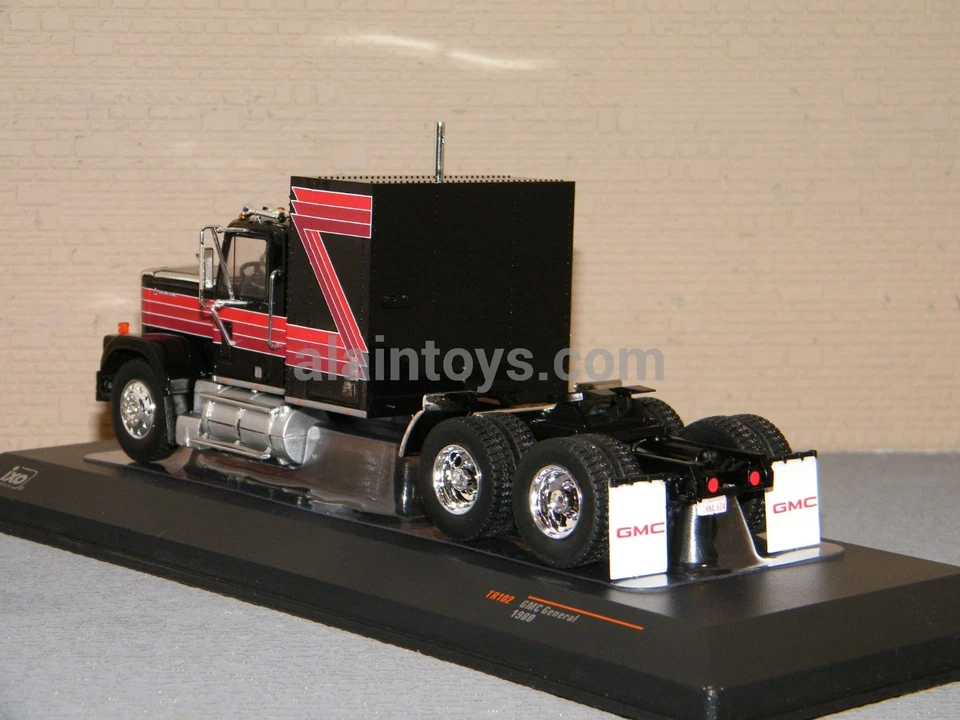 GMC GENERAL Noir 1980 IXO 1/43 Réf TR102 - Photo 3/4