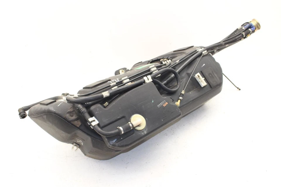 99-02 宝马 Z3 Roadster 2.5L 油箱总成 1182700 — 第 4/4 张图片