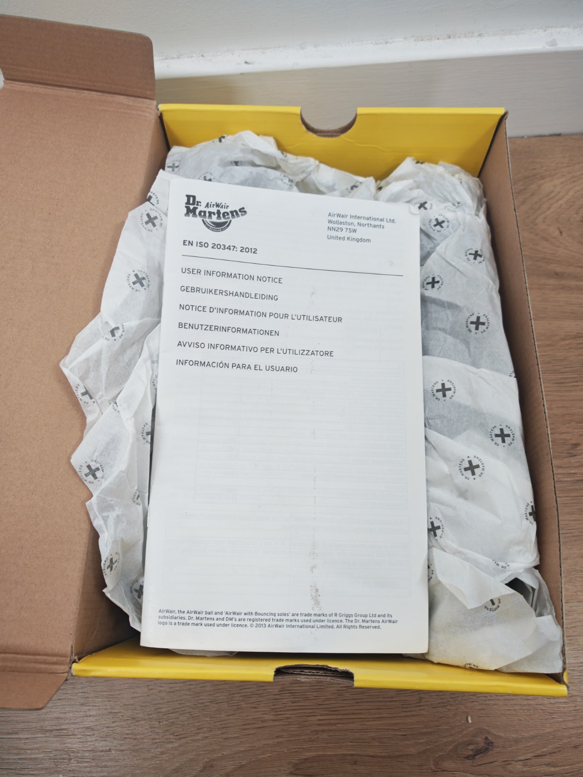 Dr. Martens 8249 Occupational Shoes Black Fine Haircell Leather UK 8 EU 42 image 10