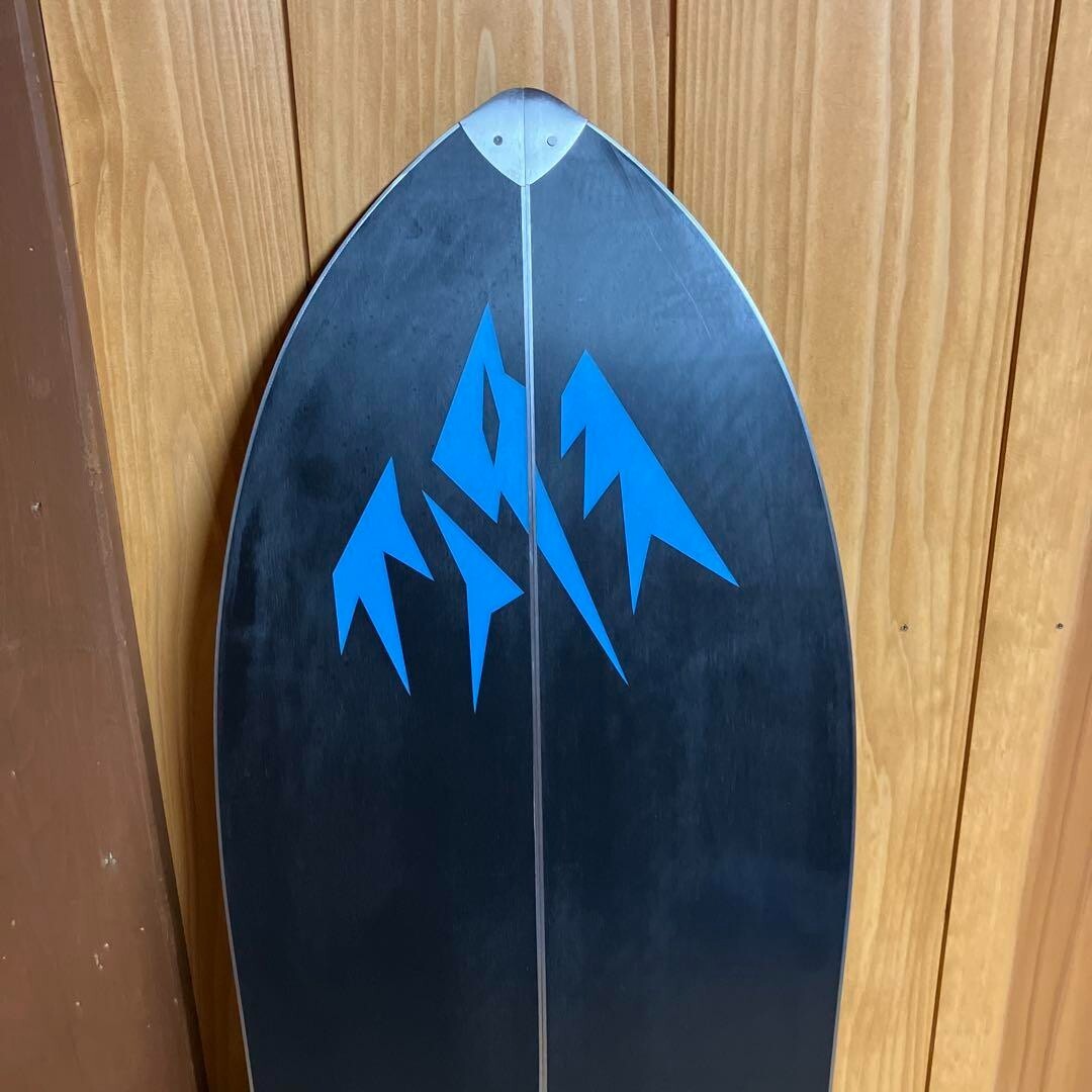 Jones stormchaser split 147 他 Storm Chaser Splitboard | Jones Snowboards 公式