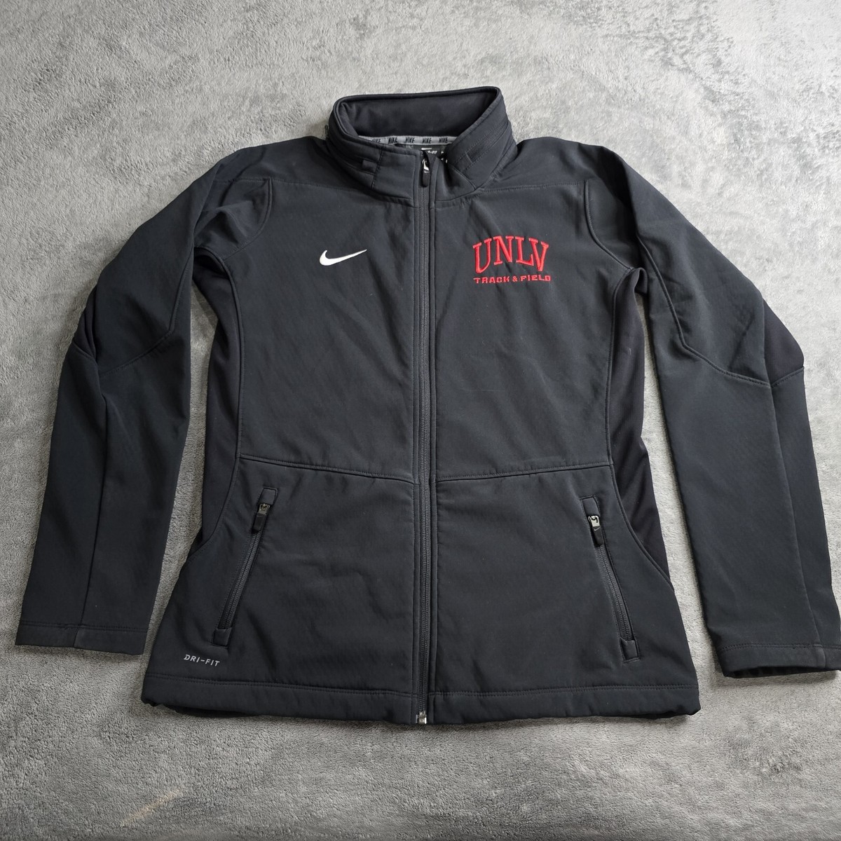 nike team sphere hybrid jacket
