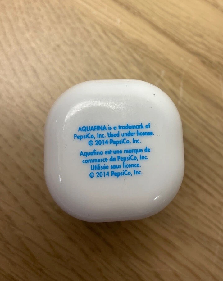 2 Bálsamo Labial Hidratante Aquafina Original Cubo Cuadrado Tapa Azul 2014 Hidratante De Colección Foto 4 de 4