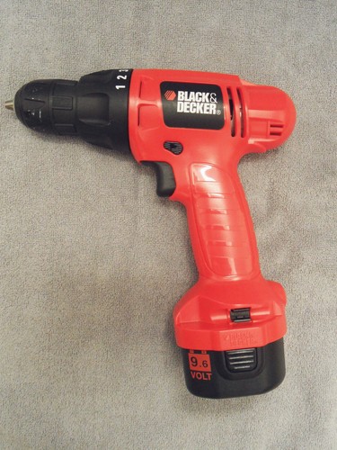 Decker 9.6V Cordless Drill PS9601 