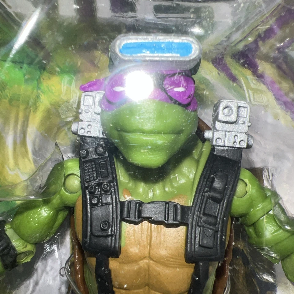 Figura TMNT de la película Teenage Mutant Ninja Turtles Donatello Out Of The Shadows 2016 Foto 4 de 4