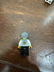 LEGO Sensei garmadon minifigure, brand new from set 70725. 