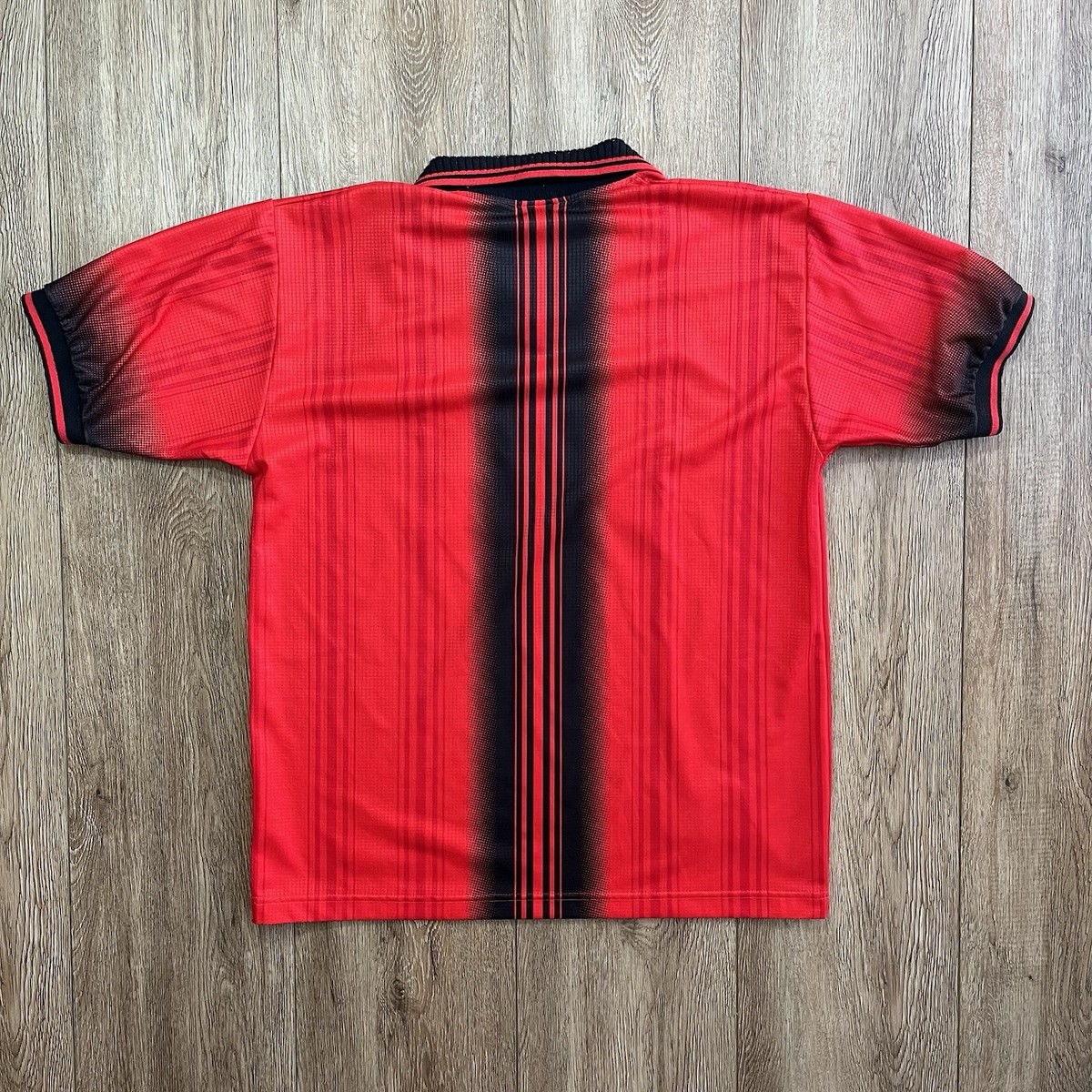 Milan A.C. シャツ Lotto 赤黒ストライプ Vintage 1997-98 Lotto AC Milan Soccer Jersey Shirt XL Retro
