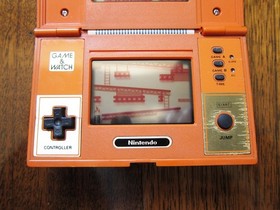 NINTENDO Donkey Kong Game and Watch in Good Condition (DK-52) 1982