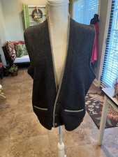 Vintage Famous 1960s Wool Mens gray Vest Mint condition