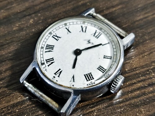 Vintage watch women's LUCH BEAM Mechanical Wristwatch USSR - Picture 4 of 15