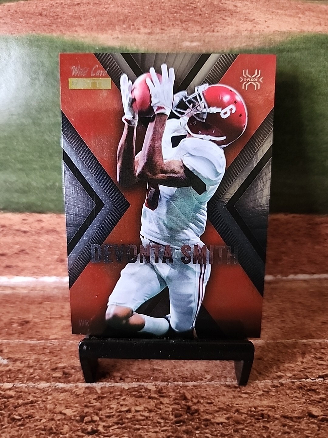 2021 Wild Card Matte Football RED X-Plode Devonta Smith Rookie Card MXP-1