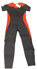 Hevto Hero Wetsuit Youth Size 14 red and black Coral 1