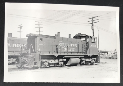 #ad Vintage Southern Pacific SP 2636 SW1500 Locomotive Train Railroad Bamp;W Photograph $7.49