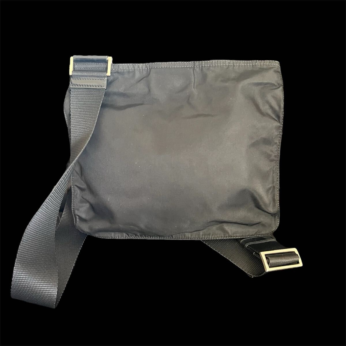 Prada Triangle Plate Black Nylon Shoulder Bag Vintage Authentic thumbnail 2