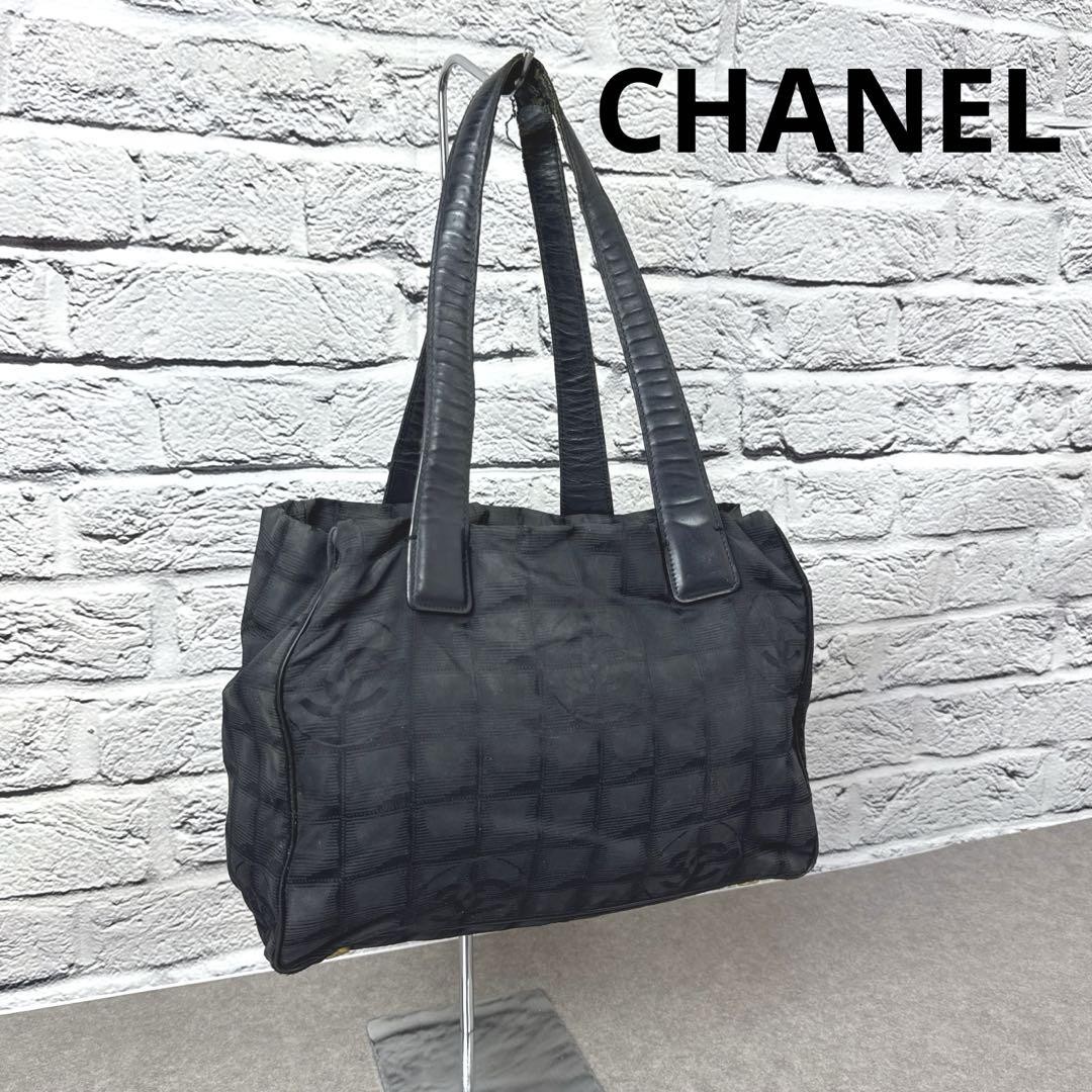 CHANEL Black Neutravel Line Tote Handbag ED290690
