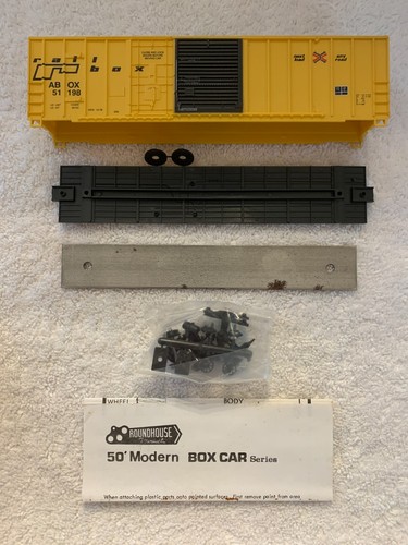 Roundhouse HO Scale Unassembled Box Car Kits each sold separately - Picture 114 of 252