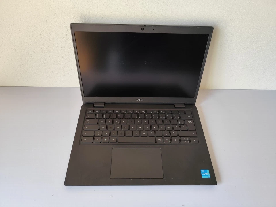 Dell Latitude 3420 · i3-1115G4 · 8GB · 256GB, foto 2 di 5