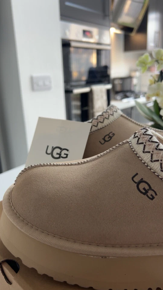 UGG Australia Women's Slippers Size 6 Beige Colour - Image 4 of 4