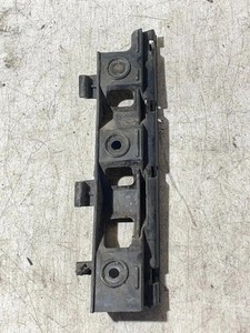 VW PASSAT Variant B6 3C5 Stoßstangenhalter vorne links 3C0807183 1.97 34881256
