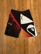 Vintage QuickSilver Y2K Grunge Surf Multicolored Swimming Board Shorts Size 32