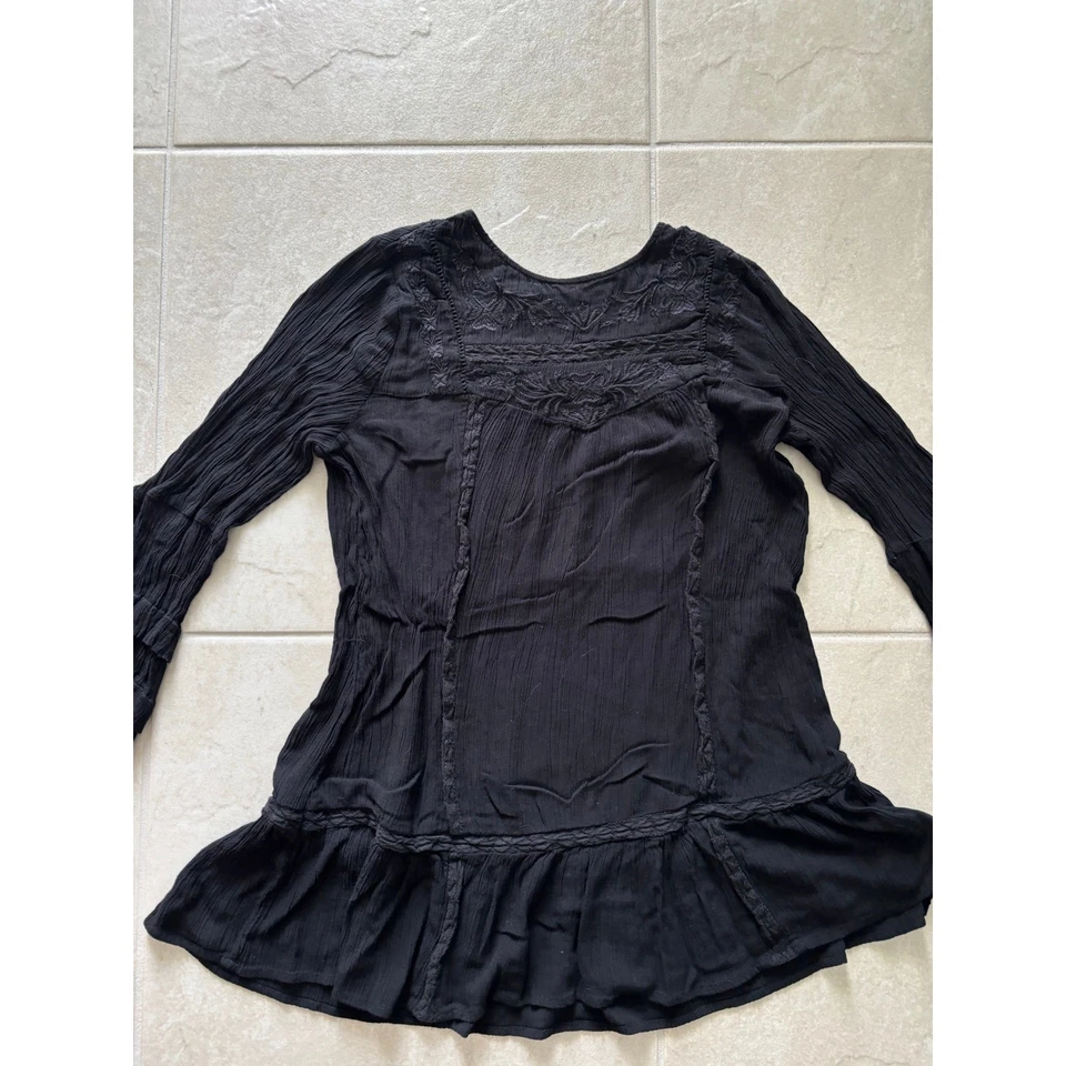 Top de mujer Lucky Brand túnica negra mediana bordada boho campesina occidental Foto 3 de 4