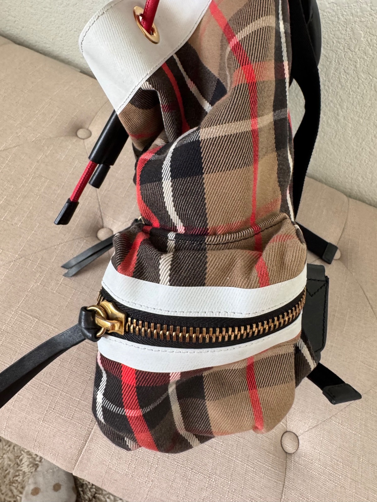 Burberry backpack - image 5
